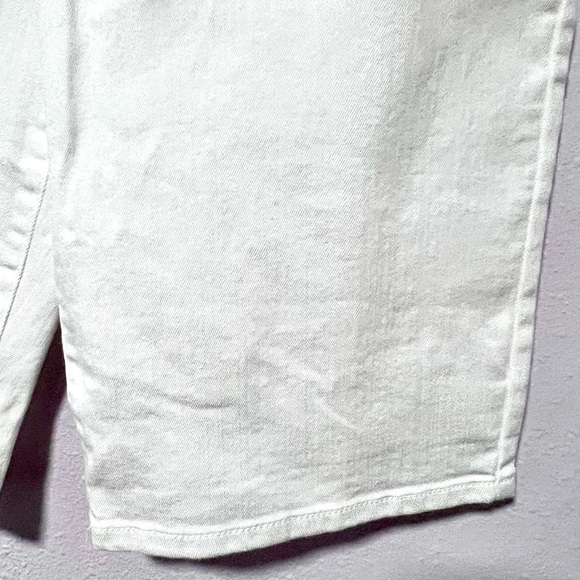 INC White regular fit Denim‎ Shorts 6 - Picture 7 of 11